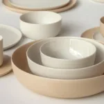 Set de 2 boles para sopa de porcelana KAYA, hechos a mano. Diseño atemporal, producción sostenible y calidad superior para tu mesa diaria.